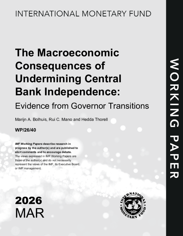 削弱中央银行独立性的宏观经济后果：来自行长过渡的证据